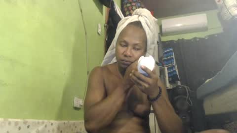 Snapshot of blackasiancockts chatting on August 3, 1:16 pm Crystal online show from August 3, 1:16 pm