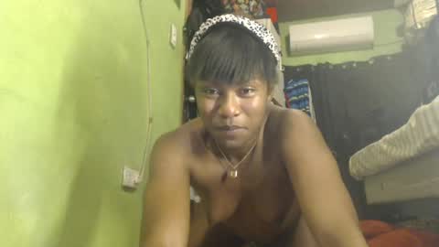 Snapshot of blackasiancockts chatting on August 5, 1:25 pm Crystal online show from August 5, 1:25 pm