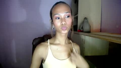 Snapshot of blackbarbiechantalxvx chatting on October 23, 4:50 pm blackbarbiechantalxvx online show from October 23, 4:50 pm