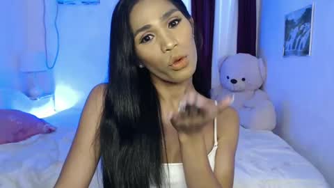 savanna online show from December 25, 11:53 pm