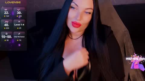 Snapshot of blackberry_star chatting on October 4, 7:39 am blackberry_star online show from October 4, 7:39 am