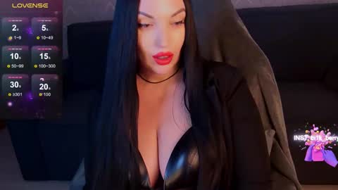 Snapshot of blackberry_star chatting on November 14, 8:13 am blackberry_star online show from November 14, 8:13 am