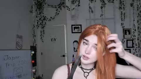 Ella online show from February 2, 9:57 pm