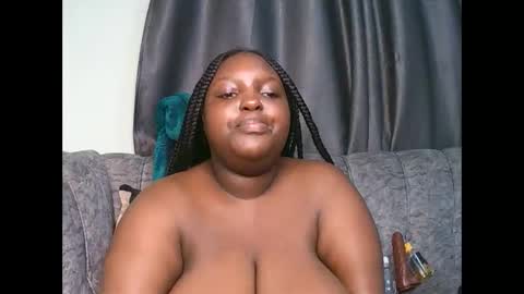 Snapshot of blackbigboobys chatting on November 16, 12:44 pm candy online show from November 16, 12:44 pm