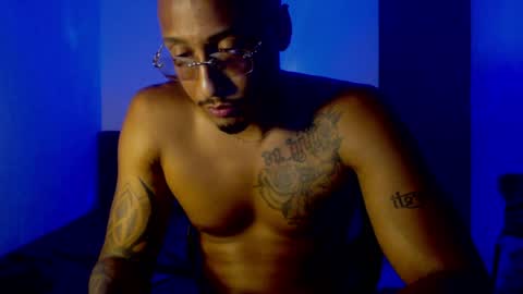 DWAYNE BELL online show from March 26, 6:08 am