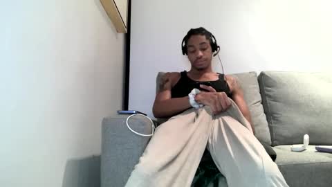 BlackBullTitus online show from March 25, 4:18 am