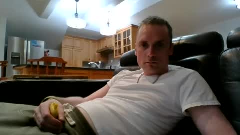 Snapshot of blackcat431956 chatting on June 24, 3:38 am blackcat431956 online show from June 24, 3:38 am