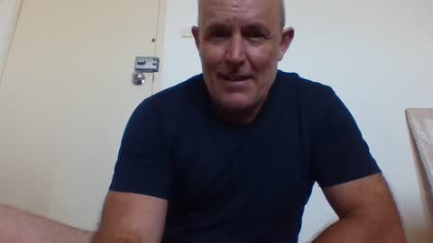 blackdog71 online show from January 4, 2:14 am