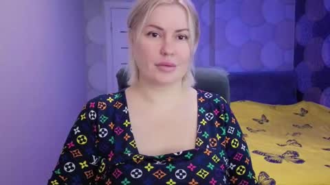 Snapshot of blackeyes11 chatting on March 15, 1:33 am blackeyes11 online show from March 15, 1:33 am