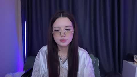 Snapshot of blackeyesgirl chatting on July 14, 10:21 am blackeyesgirl online show from July 14, 10:21 am