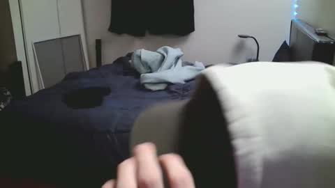 Snapshot of blackguy4142 chatting on December 16, 11:10 pm Marlon online show from December 16, 11:10 pm