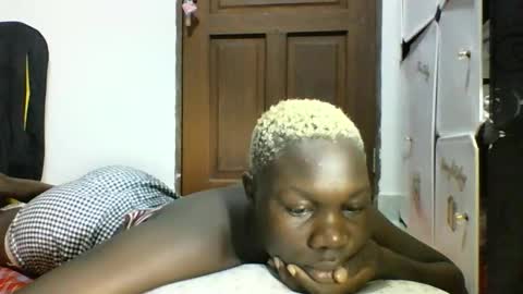 blackmarvel02 online show from December 23, 5:16 am