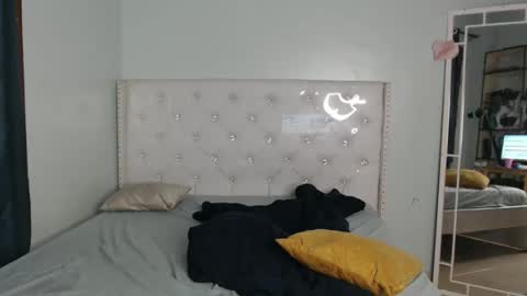 Cleo online show from October 12, 6:45 am