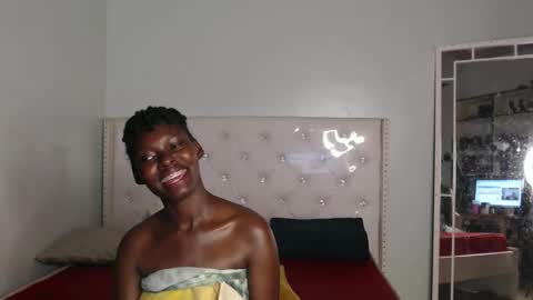 Snapshot of blackmelaninqueen chatting on March 13, 8:04 pm Cleo online show from March 13, 8:04 pm
