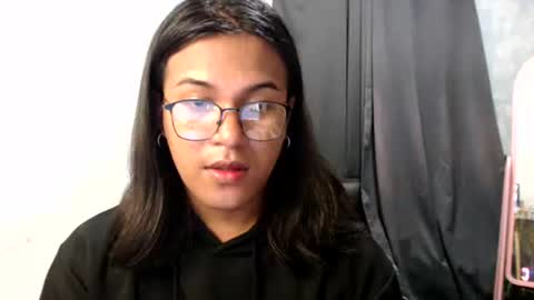 Ellez online show from October 11, 5:44 pm