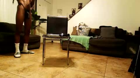 Snapshot of blackriches96 chatting on February 16, 1:38 pm blackriches96 online show from February 16, 1:38 pm