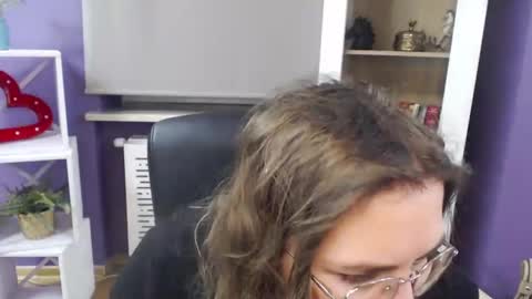 Z O E Y online show from January 21, 5:27 am