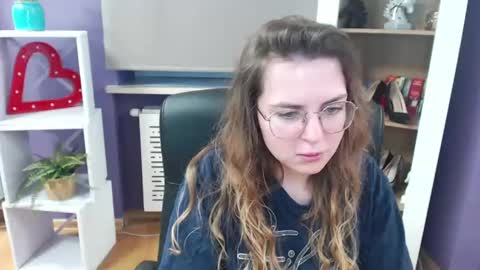 Z O E Y online show from February 28, 5:37 am