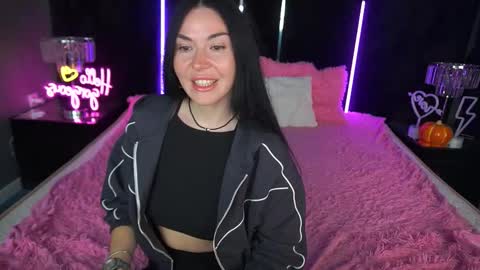 blacksilkqueen online show from November 22, 7:51 am