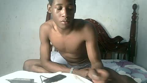 blacktwinkl online show from July 13, 10:51 am