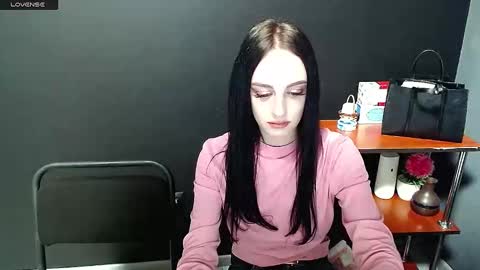 Ivy online show from December 24, 5:34 pm