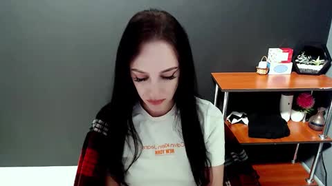 Ivy online show from January 6, 4:23 pm