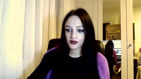 Ivy online show from February 25, 7:25 pm