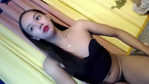 sweetyluna online show from December 9, 9:39 am
