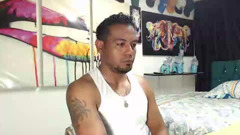 Snapshot of blade_foxx chatting on December 2, 5:48 am Richard online show from December 2, 5:48 am