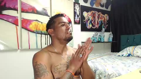 Snapshot of blade_foxx chatting on December 2, 8:52 am Richard online show from December 2, 8:52 am