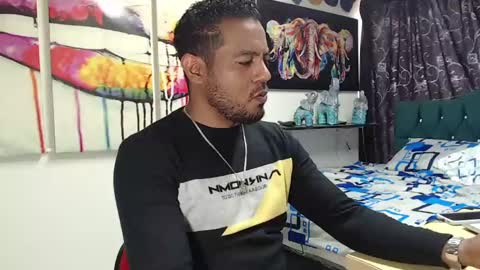 Snapshot of blade_foxx chatting on December 10, 8:05 pm Richard online show from December 10, 8:05 pm