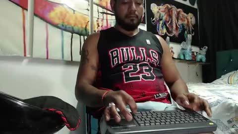 Snapshot of blade_foxx chatting on January 16, 10:21 am Richard online show from January 16, 10:21 am