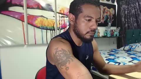 Snapshot of blade_foxx chatting on January 24, 5:21 pm Richard online show from January 24, 5:21 pm