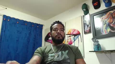 Snapshot of blade_foxx chatting on March 3, 2:04 am Richard online show from March 3, 2:04 am