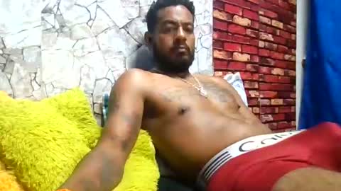 Snapshot of blade_foxx chatting on July 16, 8:09 am Richard online show from July 16, 8:09 am