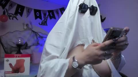 Blair online show from October 10, 7:24 pm