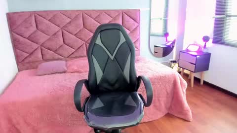 Blair  online show from December 29, 2:21 pm