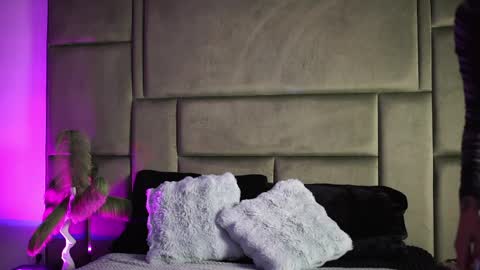 Snapshot of blair_levine chatting on April 6, 1:47 am Blair online show from April 6, 1:47 am