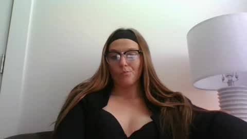 Snapshot of blairmorgan chatting on May 13, 6:27 pm blairmorgan online show from May 13, 6:27 pm