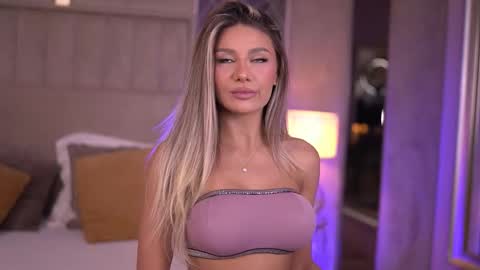 BlairSanders online show from October 18, 6:30 pm