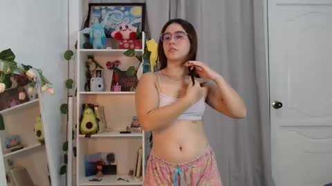   online show from March 4, 2:23 pm