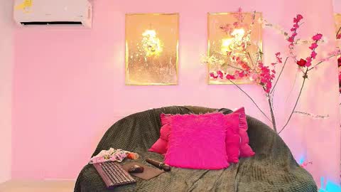 Snapshot of blaisysmith chatting on February 7, 6:11 pm Blaisysmith online show from February 7, 6:11 pm