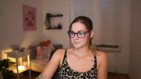 Snapshot of blake_eden chatting on June 13, 10:13 am Blake Eden online show from June 13, 10:13 am