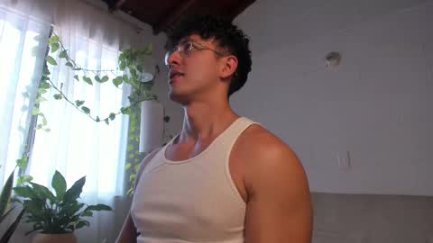 Snapshot of blake_levi chatting on March 20, 7:08 pm Blake Levi Independent Model online show from March 20, 7:08 pm