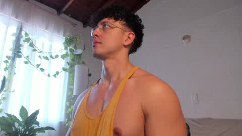Snapshot of blake_levi chatting on April 4, 4:04 pm Blake Levi Independent Model online show from April 4, 4:04 pm