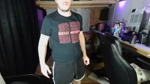 Blake Jonson online show from June 14, 8:44 pm