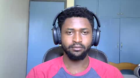 blakmoufaka online show from December 1, 6:07 am