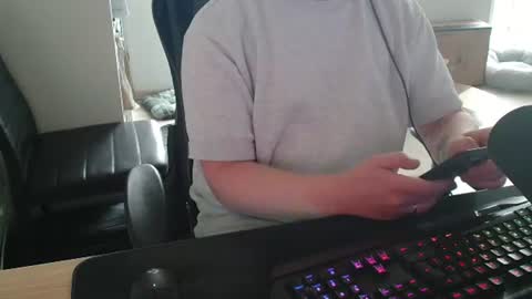 Blank online show from June 9, 6:58 am