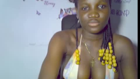 Snapshot of blaq_melanin chatting on December 15, 6:45 pm nikky00 online show from December 15, 6:45 pm