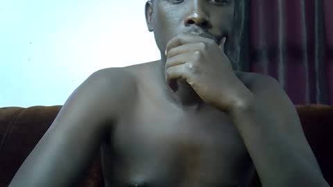 blaqboi_ online show from February 8, 9:13 am